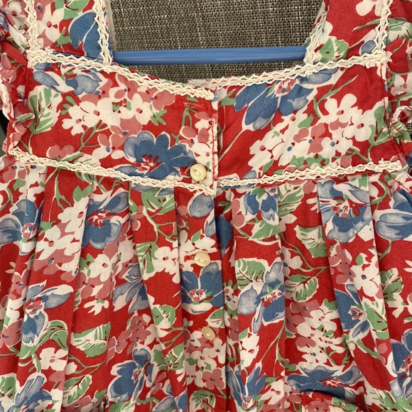 Ralph Lauren Sleeveless floral dress w/ ruffle detail shoulders & crochet 12M - Picture 3 of 7